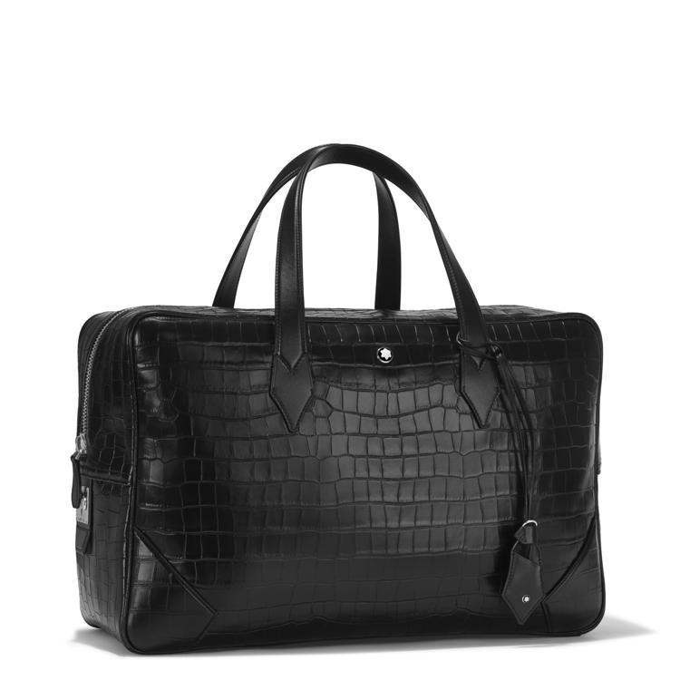 大師傑作精選系列鱷魚紋大型行李袋，66,700元。圖 / 萬寶龍提供