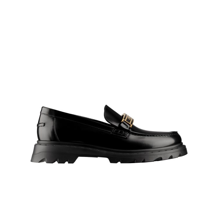Dior Code黑色小牛皮與雙色琺瑯樂福鞋，37,000元。圖／DIOR提供