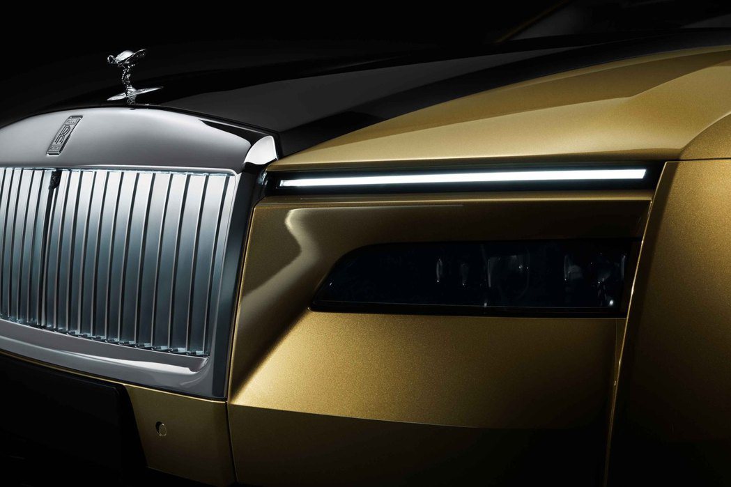 純電Rolls-Royce Spectre使用了品牌史上面積最大的格柵。 摘自R...
