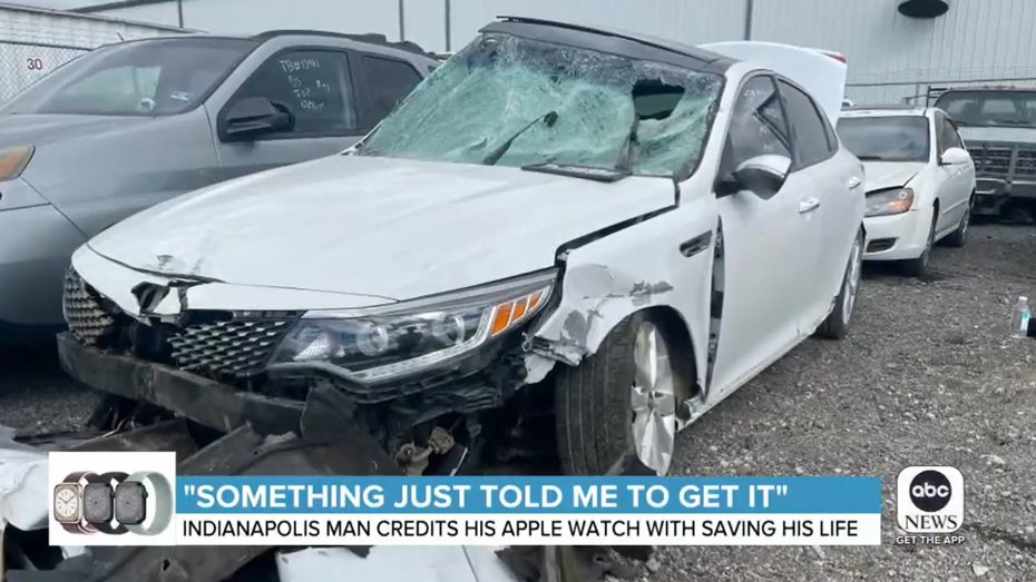 一名男子疑似因車速過快，不慎撞上電線桿，當下也感受到Apple Watch 8的觸覺回饋，詢問他「是否在場」。（翻攝自ABC新聞）