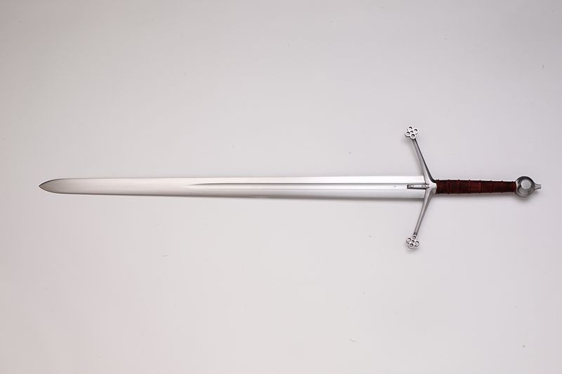 現代生產的收藏用複刻劍，刃寬5.5 cm。 圖／Søren Niedziella...