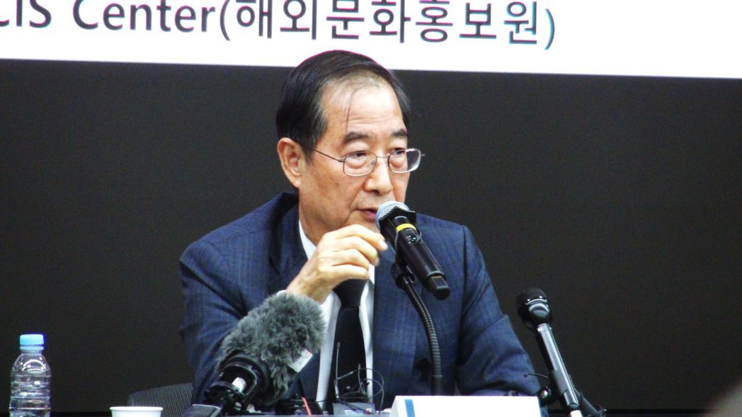 國務總理韓悳洙也緊急召開外媒記者會，無時間限制「馬拉松」式地，一一回覆記者提問。...