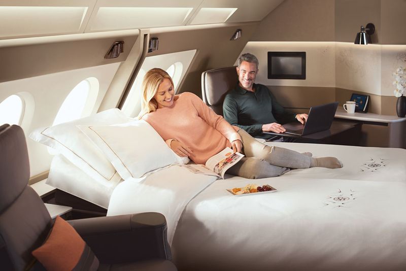 新航A380頭等艙套房「豪奢無極限」，讓人感覺像在住酒店，而不是搭飛機。圖／新航提供