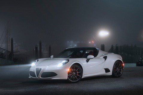 蛇毒再臨？Alfa Romeo可能會在2023年3月推出全新超級跑車！