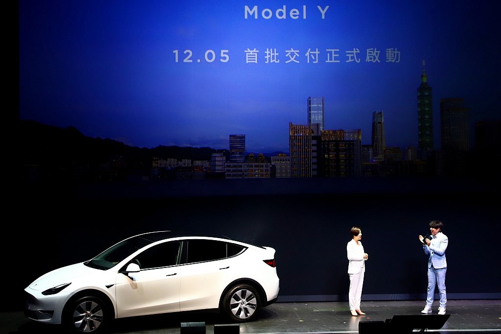 特斯拉Model Y至今已累積破萬名台灣準車主，首批交付將於今年12月5日全台正...