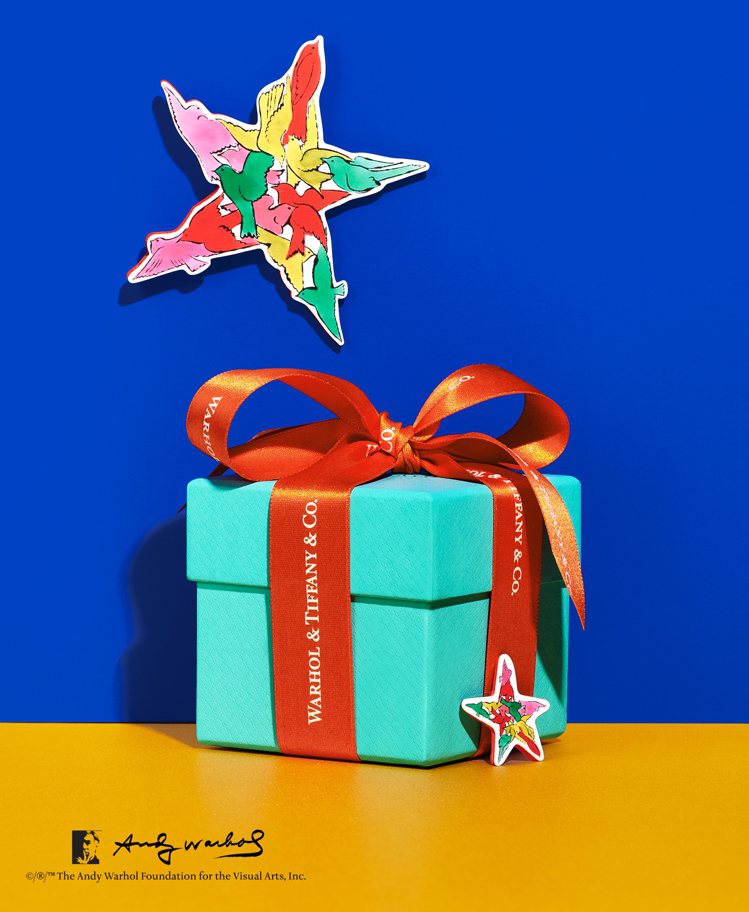 Tiffany Co. x Andy Warhol 2022 Holiday Season耶誕佳節限定包裝。圖／Tiffany提供