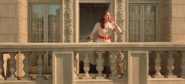 艾美亞當斯回歸「曼哈頓奇緣2：幸福真諦」再度唱跳。圖／迪士尼提供