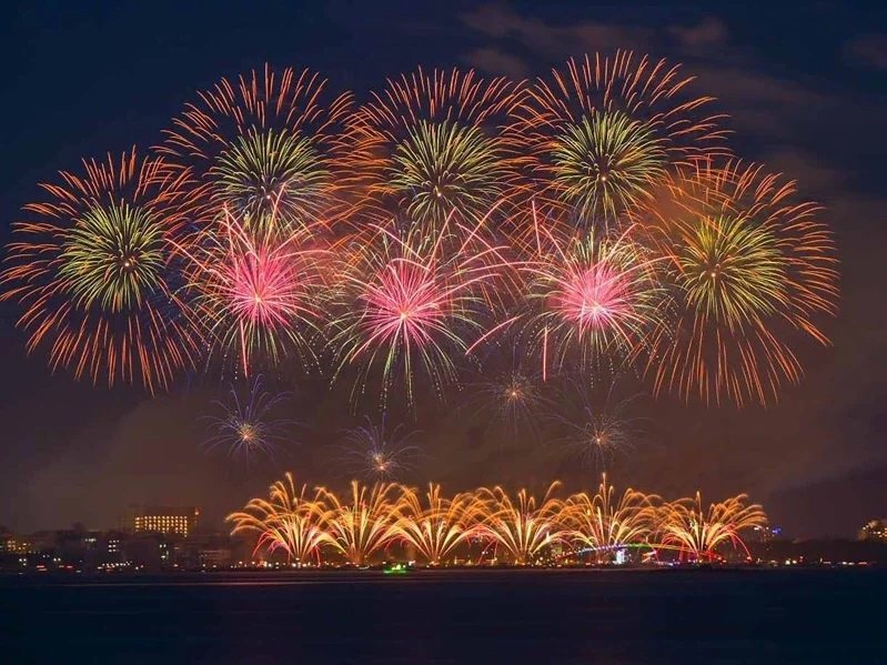 澎湖2023國際花火節， 將結合迪土尼百年慶典閃亮登場。圖／澎湖縣政府提供