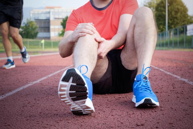 你是否也曾聽過「跑步傷膝蓋」？針對這項健康議題的辯論，美國國家衛生院（NIH）發布一項研究要打破迷思。路透／alamy