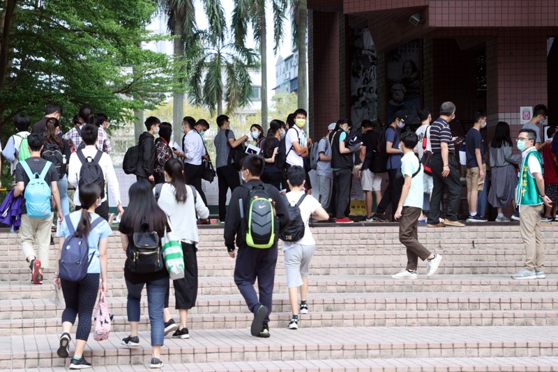 「2030雙語政策」上路，據國際英語測驗最新報告顯示，目前台灣大學生的英語表現仍不符企業期待，且低於南韓等鄰近亞洲國家。示意圖。圖／聯合報系資料照片