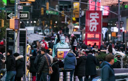 感恩節在即，紐約街頭已吸引不少觀光人潮。歐新社
