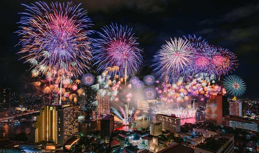 圖片來源／NEW YEAR EVE 2023 BANGKOK THAILAND