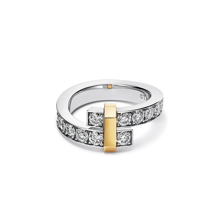 Tiffany Edge鉑金與18K金寬版鑲鑽戒指，28萬8,000元。圖／Ti...