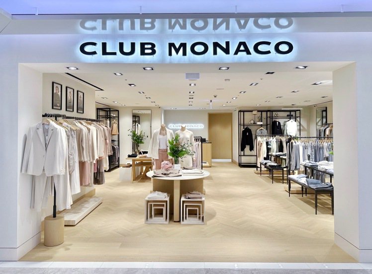 Club Monaco則是於高雄漢神店四樓開設最新概念專門店。圖／俊思提供
