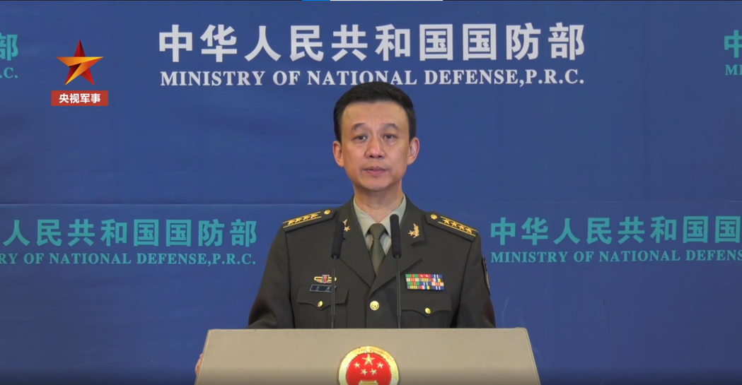 大陸國防部發言人吳謙24日強調，台灣劃設的「這個那個線」都是「非法無效」。（圖／...