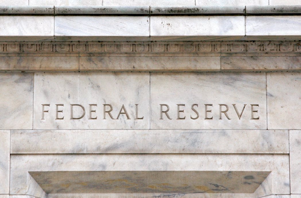 美國聯準會（Fed）暗示有意放緩升息步伐，正減輕其他國家央行的升息壓力。路透