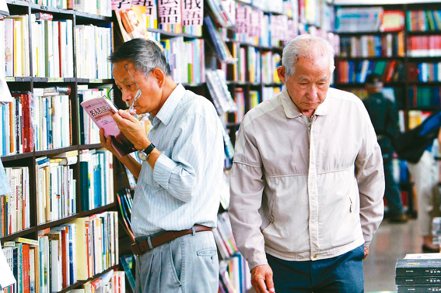 台灣在2021年的老年人口比率為17.5%，到了2025年就達20%（超高齡社會），人口老化速度堪稱世界第一。（本報系資料庫）