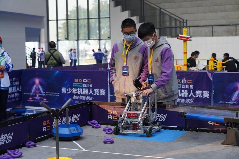 第二十屆四川省青少年機器人競賽，首次在德陽舉行。圖／本報四川德陽傳真