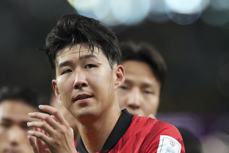 南韓球星孫興慜發揮不理想，賽後向球迷道歉。 新華社