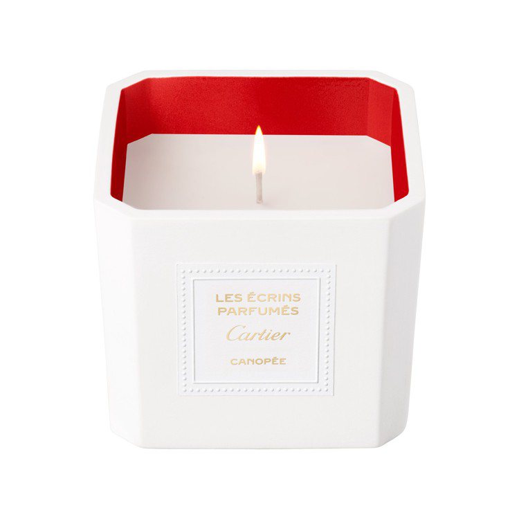Les Écrins Parfumés Cartier CANOPÉE樹冠香氛蠟燭，220 克，約5,750元。圖／卡地亞提供