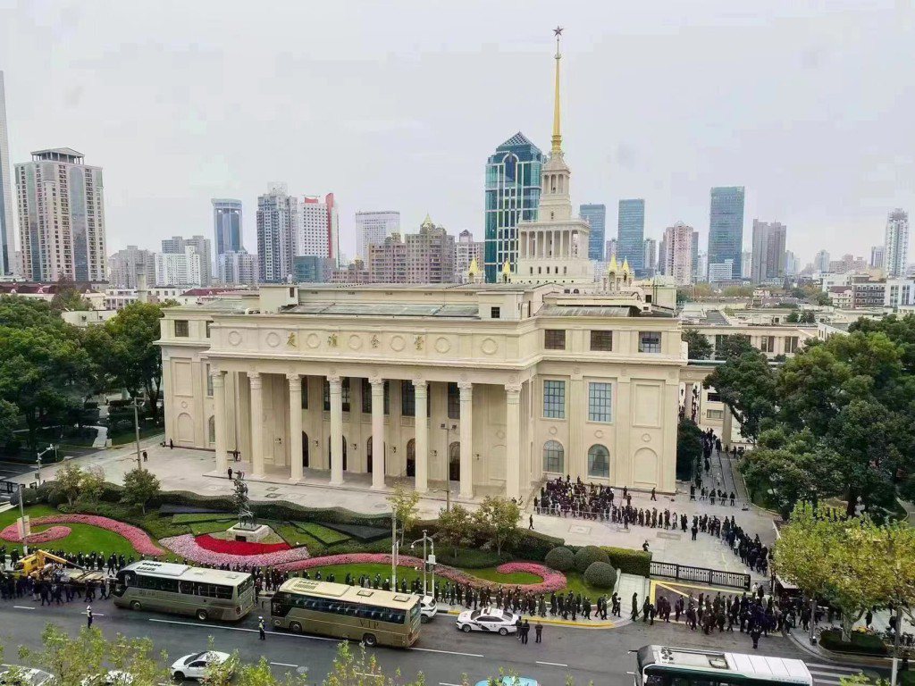 江澤民的靈杦傳出移至上海展覽中心的友誼會堂。（網路）