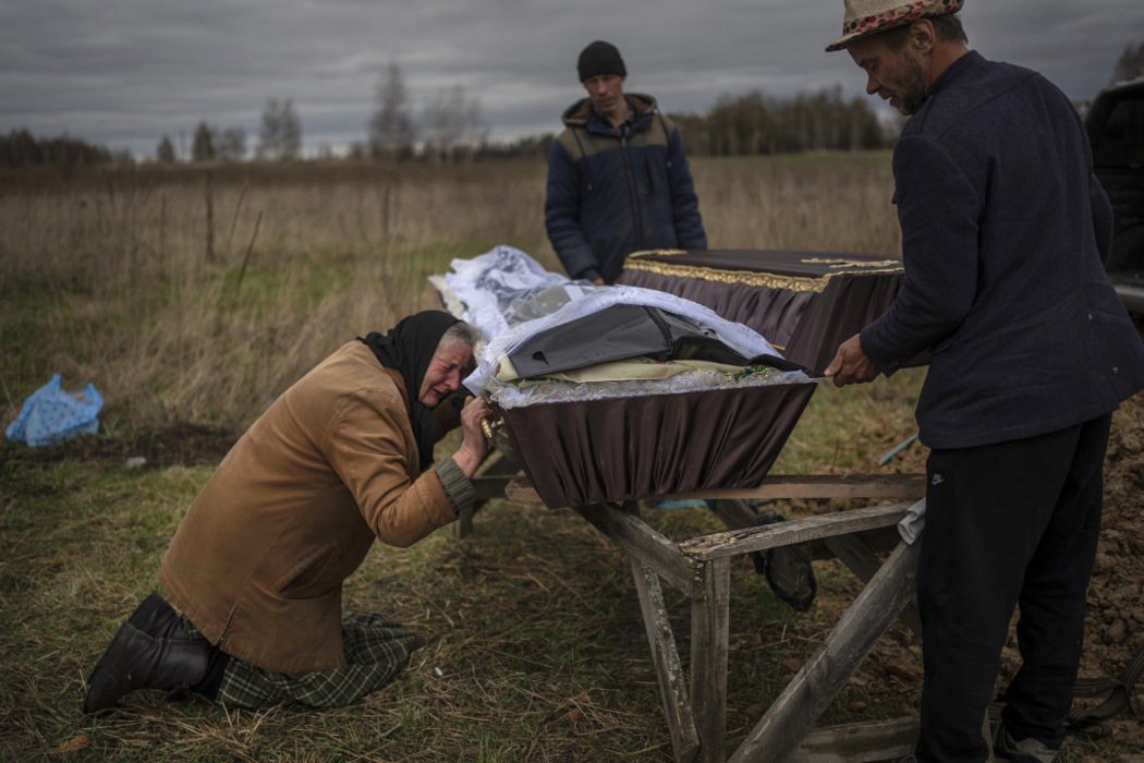 烏克蘭總統顧問透露，烏俄戰爭開打以來，已有多達1萬3000名烏克蘭士兵喪命。美聯...