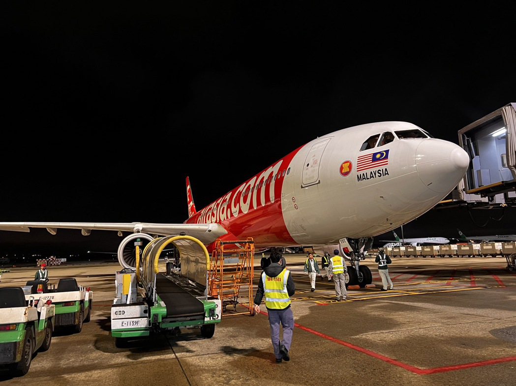 睽違近三年，AirAsia_X 班機再次降落桃園機場。AirAsia提供