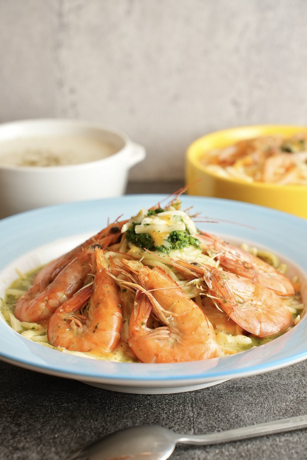 MianQ PASTA特別推出期間限定套餐「起司爆蝦」餐點。 業者/提供