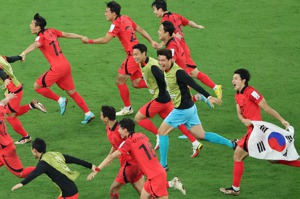 日本、南韓和澳洲三支隸屬亞洲足協的球隊前進世界盃16強，史上首見。 歐新社