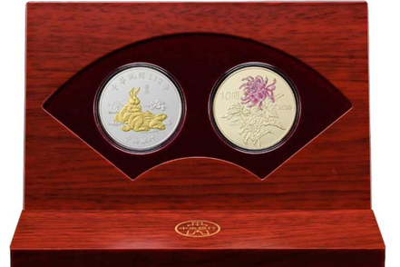 央行宣布發售兔年生肖套幣，下周一起可上網預購。 央行／提供