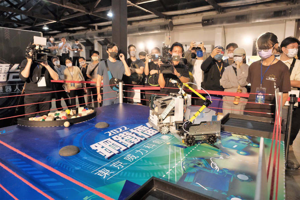 第七屆「東京威力科創機器人大賽/TEL Robot Combat」的「重量擂台」...