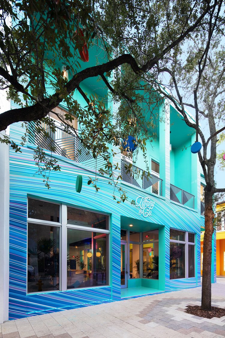 Tiffany & Co.於邁阿密開設節慶快閃店與咖啡廳。圖／Tiffa...