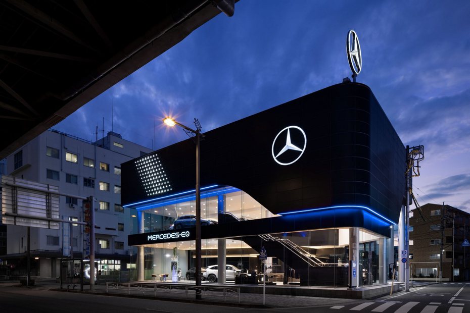Mercedes-Benz全球首間EQ專賣店日前在日本橫濱正式開幕。 摘自Mercedes-Benz Japan