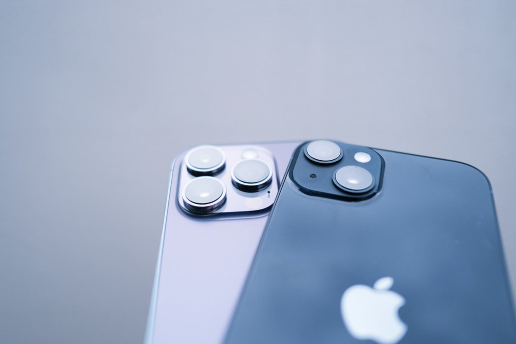iPhone 14 Pro Max與iPhone 14鏡頭感光元件不同，phot...