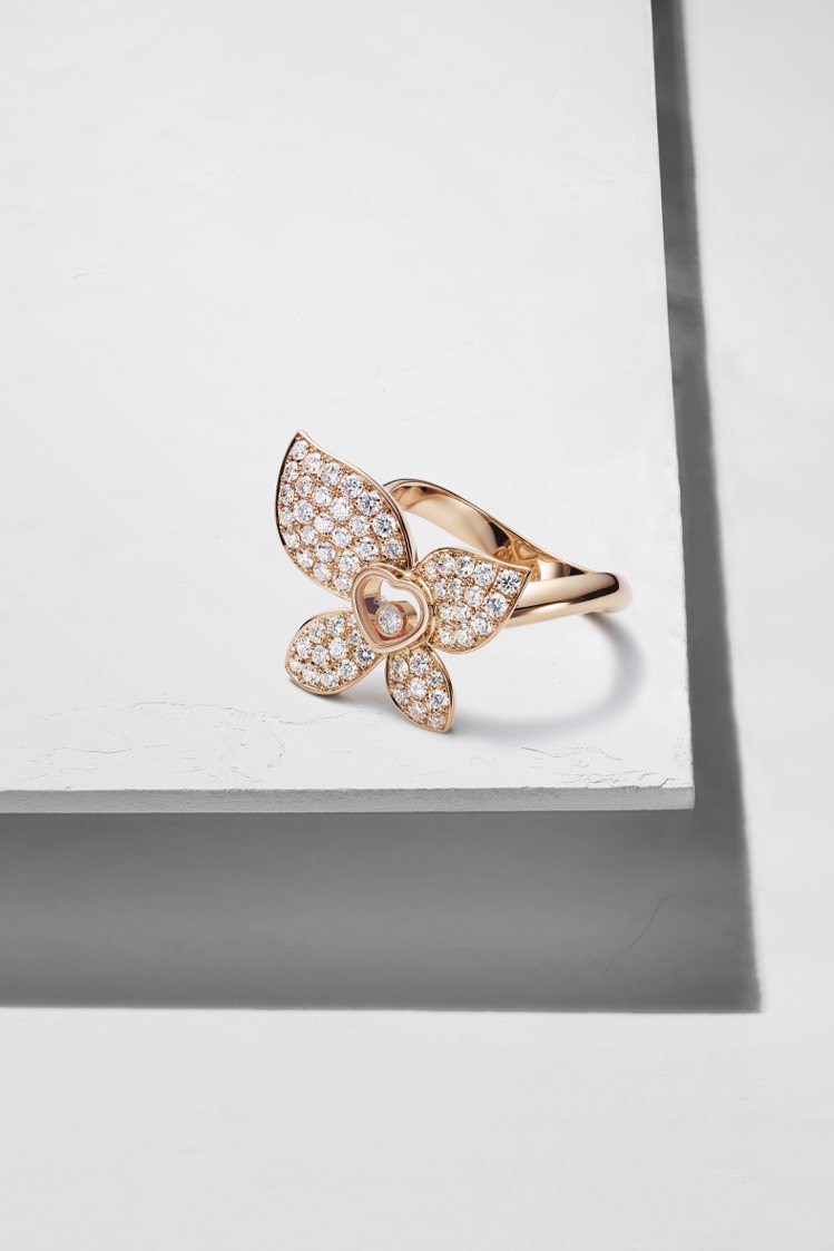 Happy Butterfly系列戒指，符合倫理道德標準18K玫瑰金鑲嵌鑽石與單...
