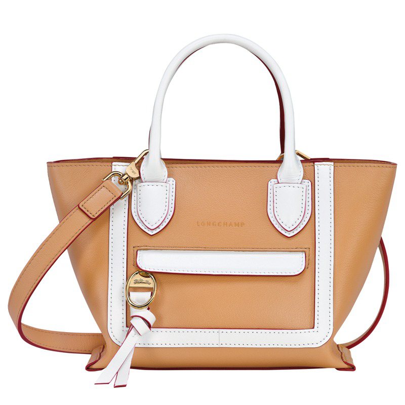 Mailbox系列奶茶色手提包，31,600元。圖／Longchamp提供