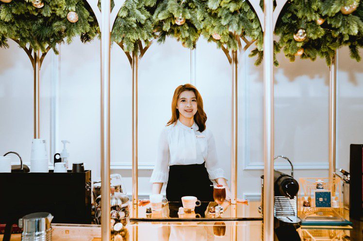 Nespresso首席咖啡品牌大使Ximena分享三款節慶聯名限量款膠囊風味。圖...