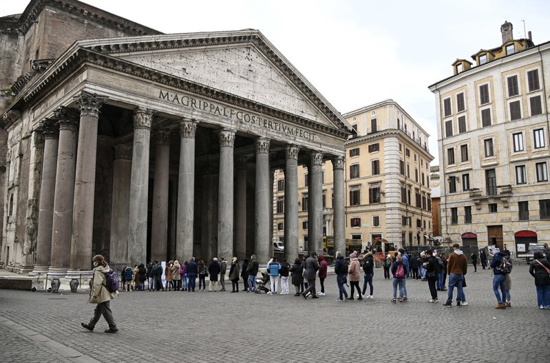 义大利旅游逐渐复甦，罗马知名景点万神殿拟收费。 欧新社(photo:UDN)