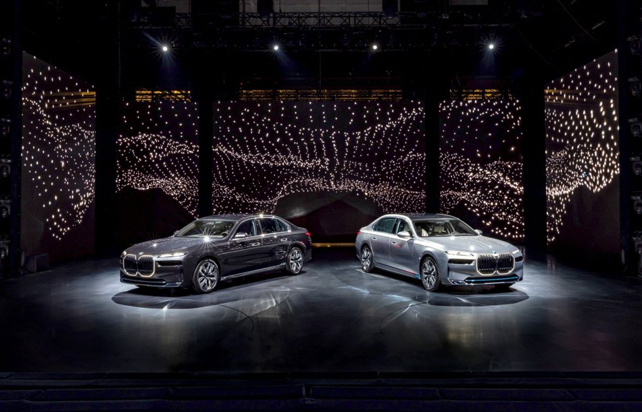 全新世代BMW 7系列預計將導入735i Luxury、740i Luxury、740i Excellence、i7 xDrive60 Luxury與i7 xDrive60 Excellence，建議售價為新台幣488萬元起。 圖／汎德提供