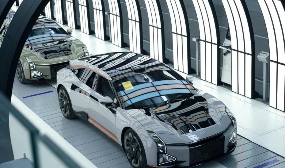 高合HiPhi Z第一批量產車款已經下線，明年1月開始交車。 圖／摘自高合汽車