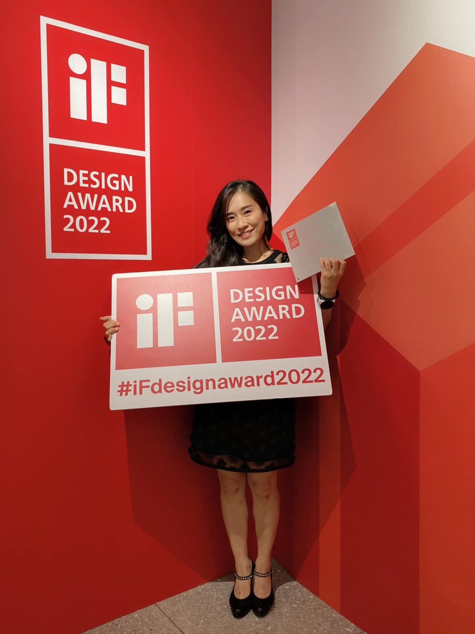 鴻樣室內裝修設計總監鄭惠心2022年獲得德國IF Design Award優勝獎。