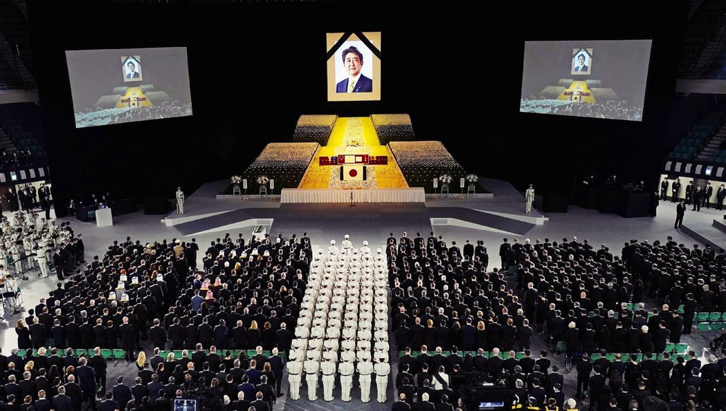 9月27日，安倍晉三的國葬。 圖／法新社 