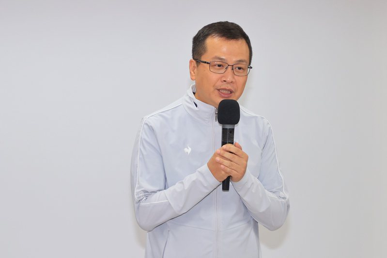 國民黨台北市前議員羅智強批評，蔡政府錯誤能源政策不該由全民埋單。圖／本報資料照