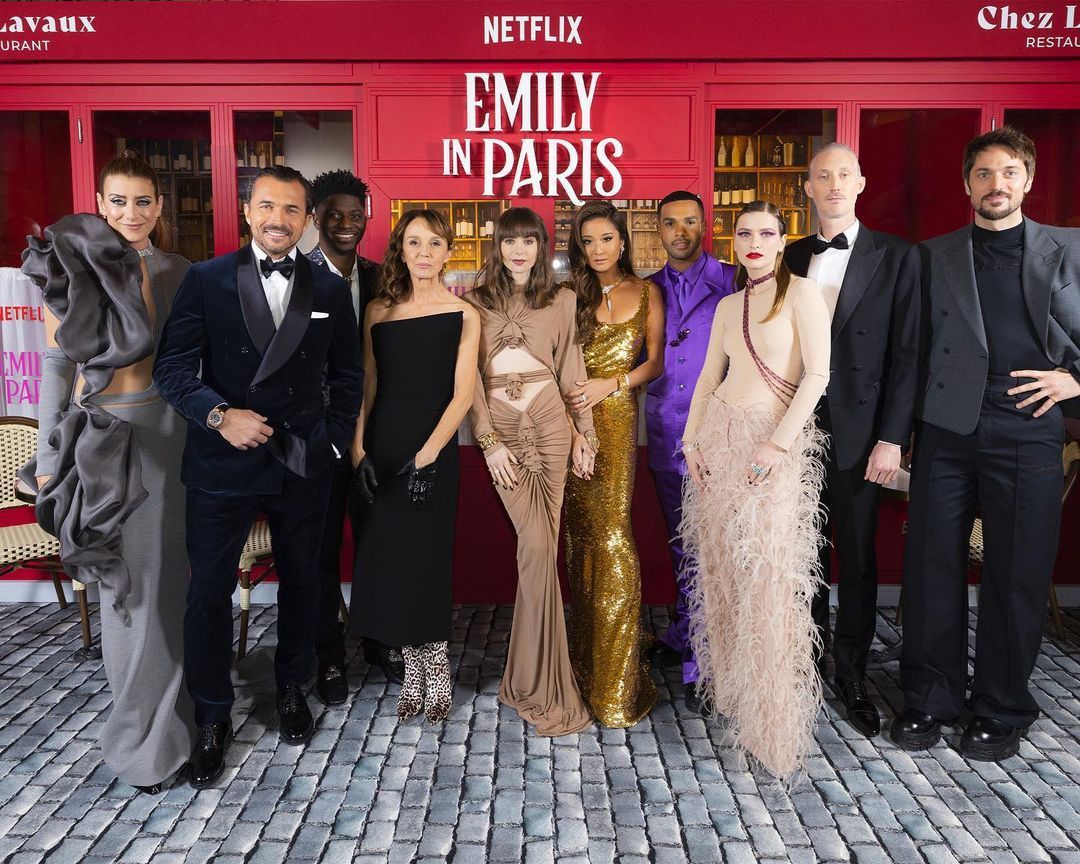 《艾蜜莉在巴黎》已進展到第三季。 圖／擷自emilyinparis instagram