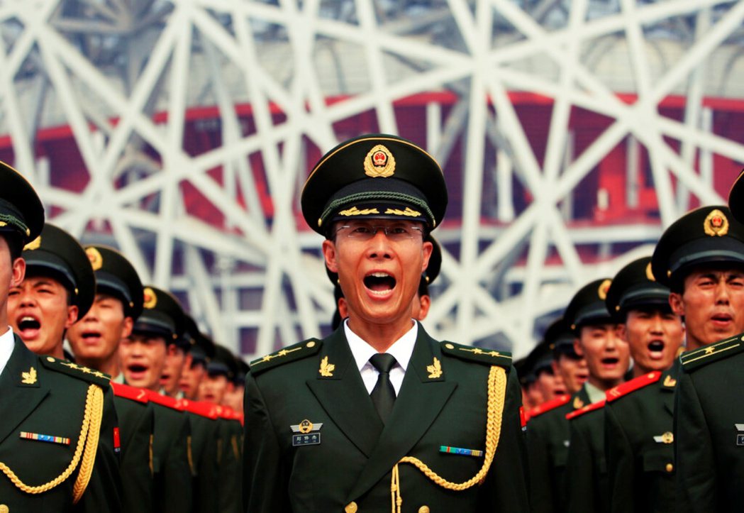 示意圖，中國軍事警察。 圖／美聯社　