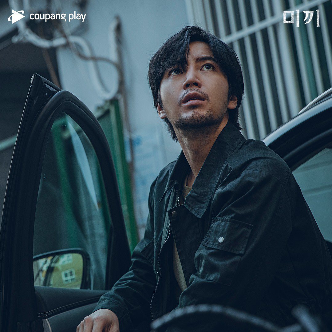 張根碩在新劇中飾演刑警。 圖／擷自coupangplay instagram
