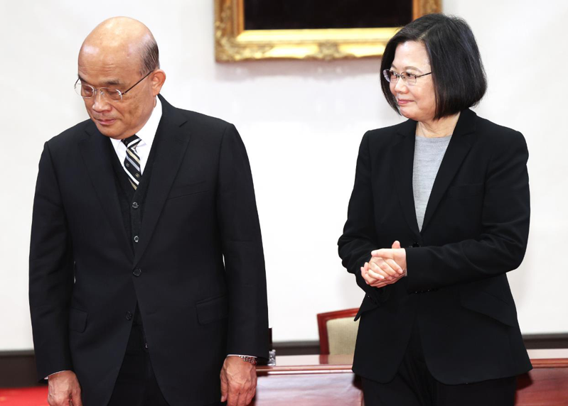 總統蔡英文（右）、行政院長蘇貞昌（左）。 圖／聯合報系資料照片