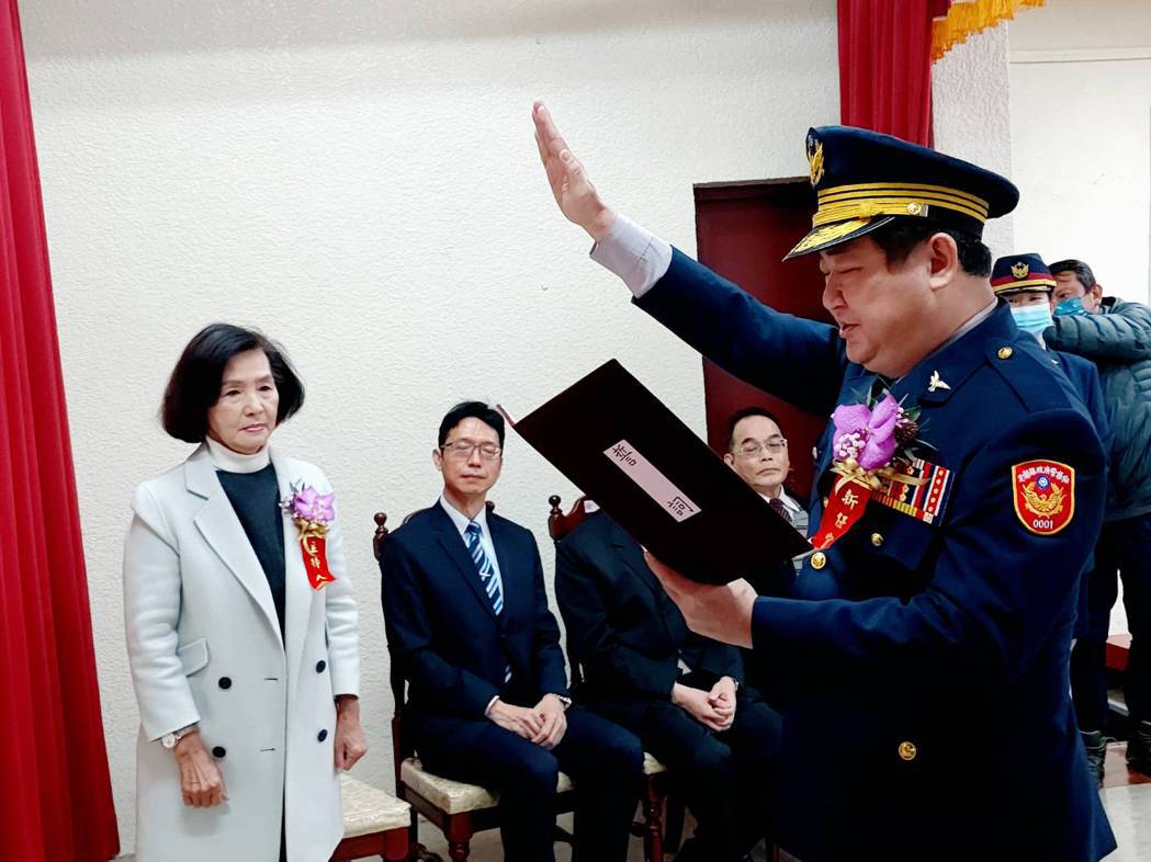 宜蘭縣新任警察局長林武宏今天宣誓就職。記者戴永華／攝影