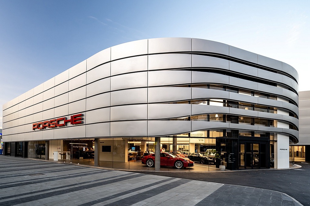 Destination Porsche概念首度進駐南台灣！台南保時捷中心盛大開幕