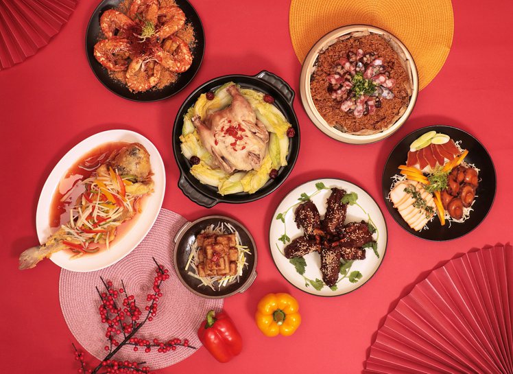 中式團圓餐桌上，國人習慣將所有菜色一次上齊。圖／煙波國際觀光集團提供。